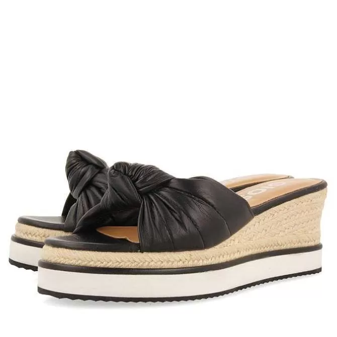 Sandalias Cuña<Gioseppo Sandalias Tela Negras Con Detalle De Nudo Y Cuña Para Mujer Cakran