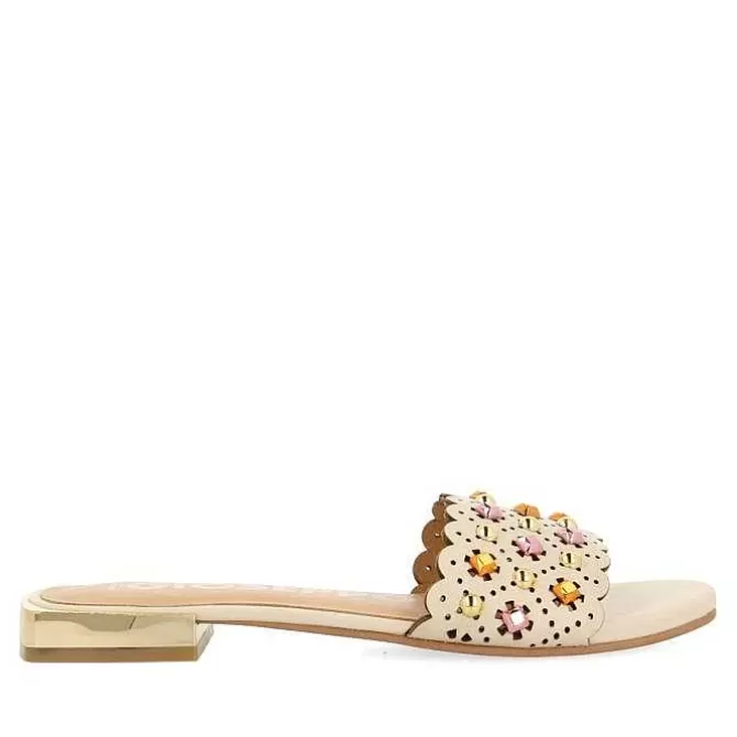 Sandalias Planas<Gioseppo Sandalias Tipo Pala Color Blanco Con Adornos Tachuelas Para Mujer Labin